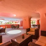 Bajo En Complejo Lujoso