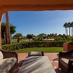 Bajo En Complejo Lujoso * Estepona