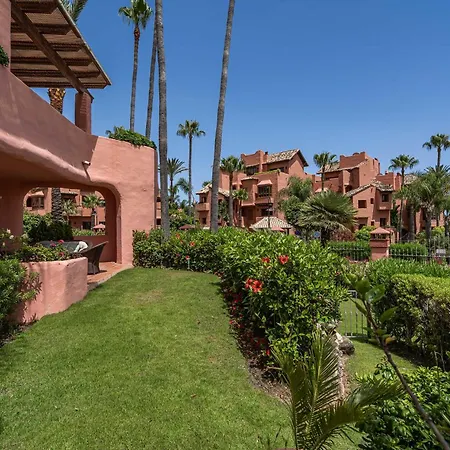 Bajo En Complejo Lujoso *