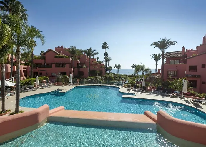 Lägenhet Bajo En Complejo Lujoso Estepona