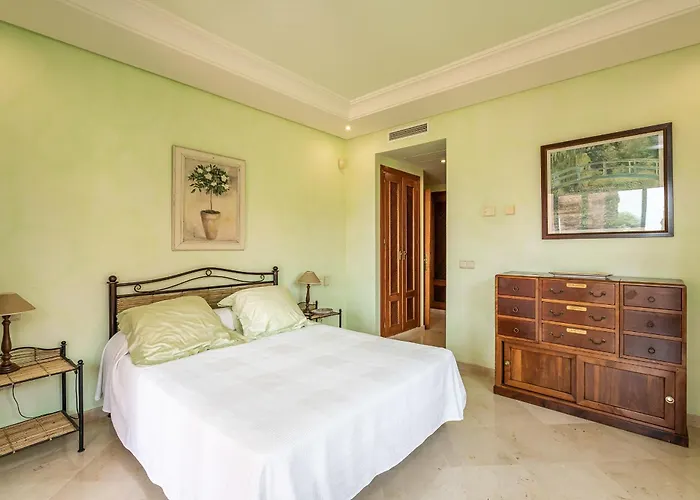 Bajo En Complejo Lujoso Lägenhet Estepona