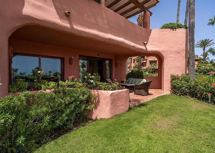 Bajo En Complejo Lujoso Lägenhet *